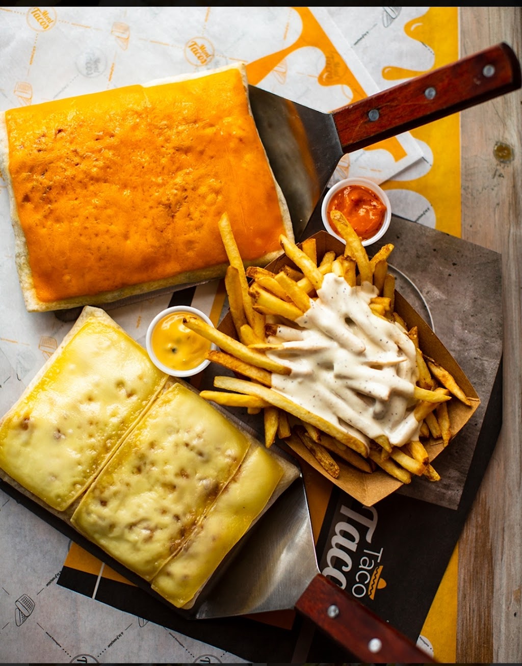 Mont Tacos - Ste-Thérèse | 190 Bd du Curé-Labelle, Sainte-Thérèse, QC J7E 2X5, Canada | Phone: (450) 971-0000