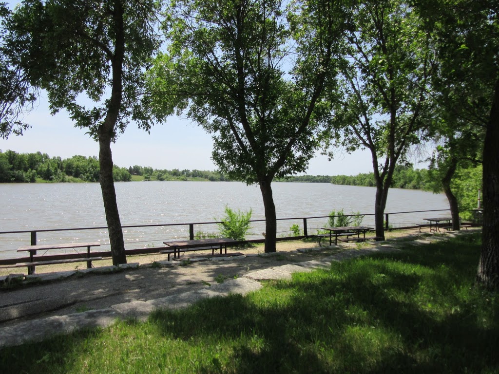 River Bank Fishing Access Parkway | St. Andrews, MB R1A 2V8, Canada