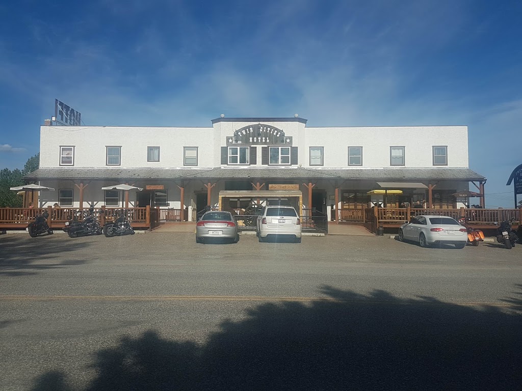 Twin Cities Cafe | 125 Morrison Rd, Longview, AB T0L 1H0, Canada | Phone: (403) 558-3786