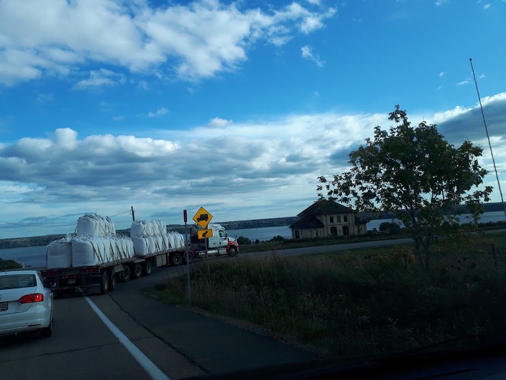 Transport Cmp | 284 Route Gravel, Neuville, QC G0A 2R0, Canada | Phone: (418) 876-2922