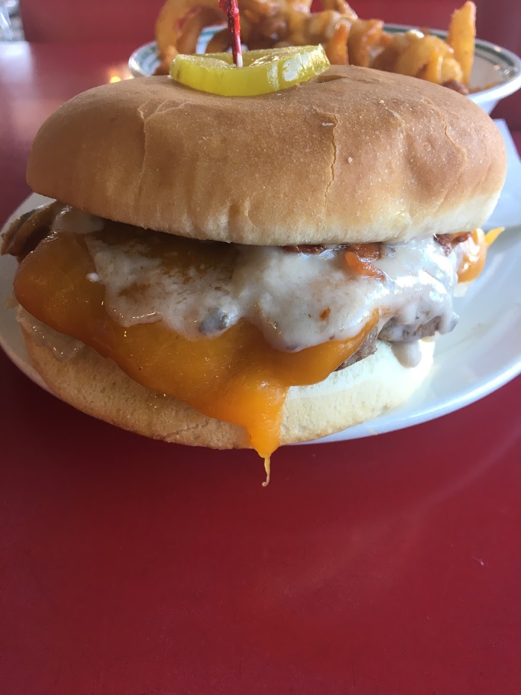 D & E Diner | 604 George St, Enderby, BC V0E 1V0, Canada | Phone: (250) 838-7607