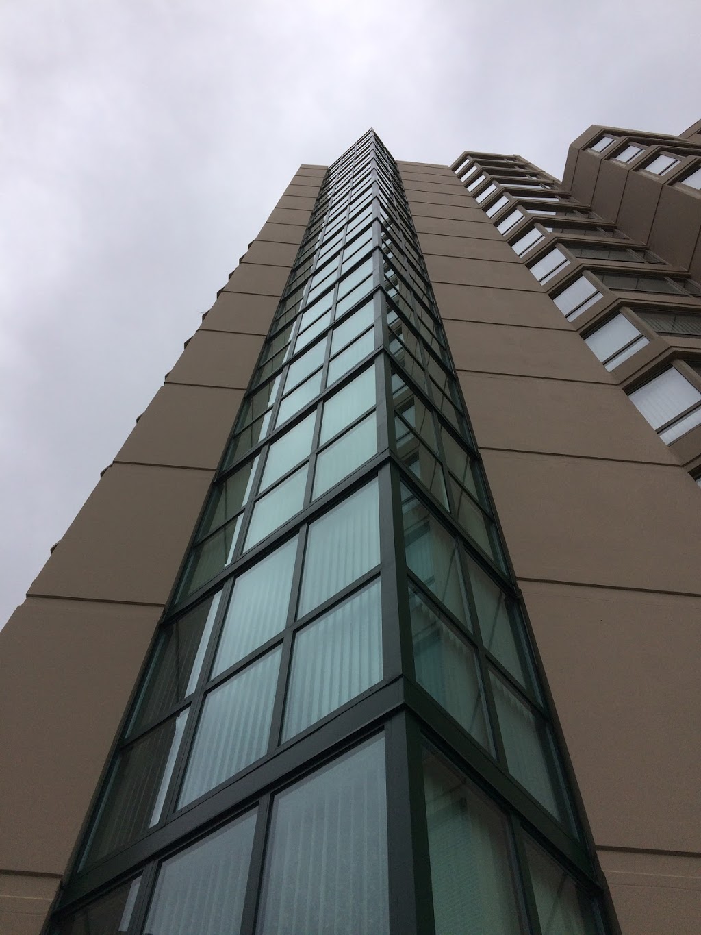 Frontline Glazing - Window Repair - Glass Shower Repair | 27 N Ingleton Ave, Burnaby, BC V5C 6B9, Canada | Phone: (604) 209-2142