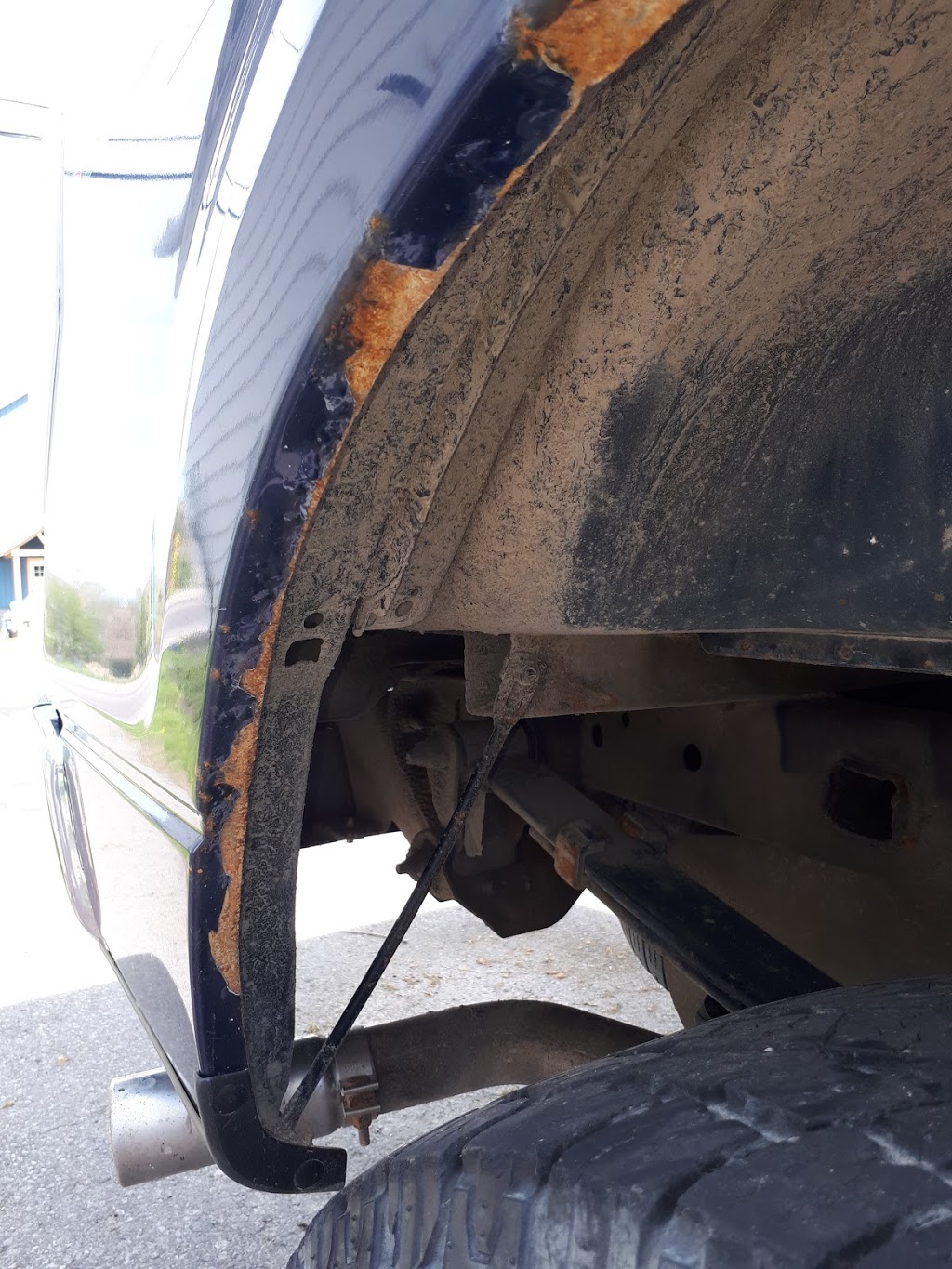 Trenton Collision Inc | 382 Glen Miller Rd, Trenton, ON K8V 5P8, Canada | Phone: (613) 394-2224