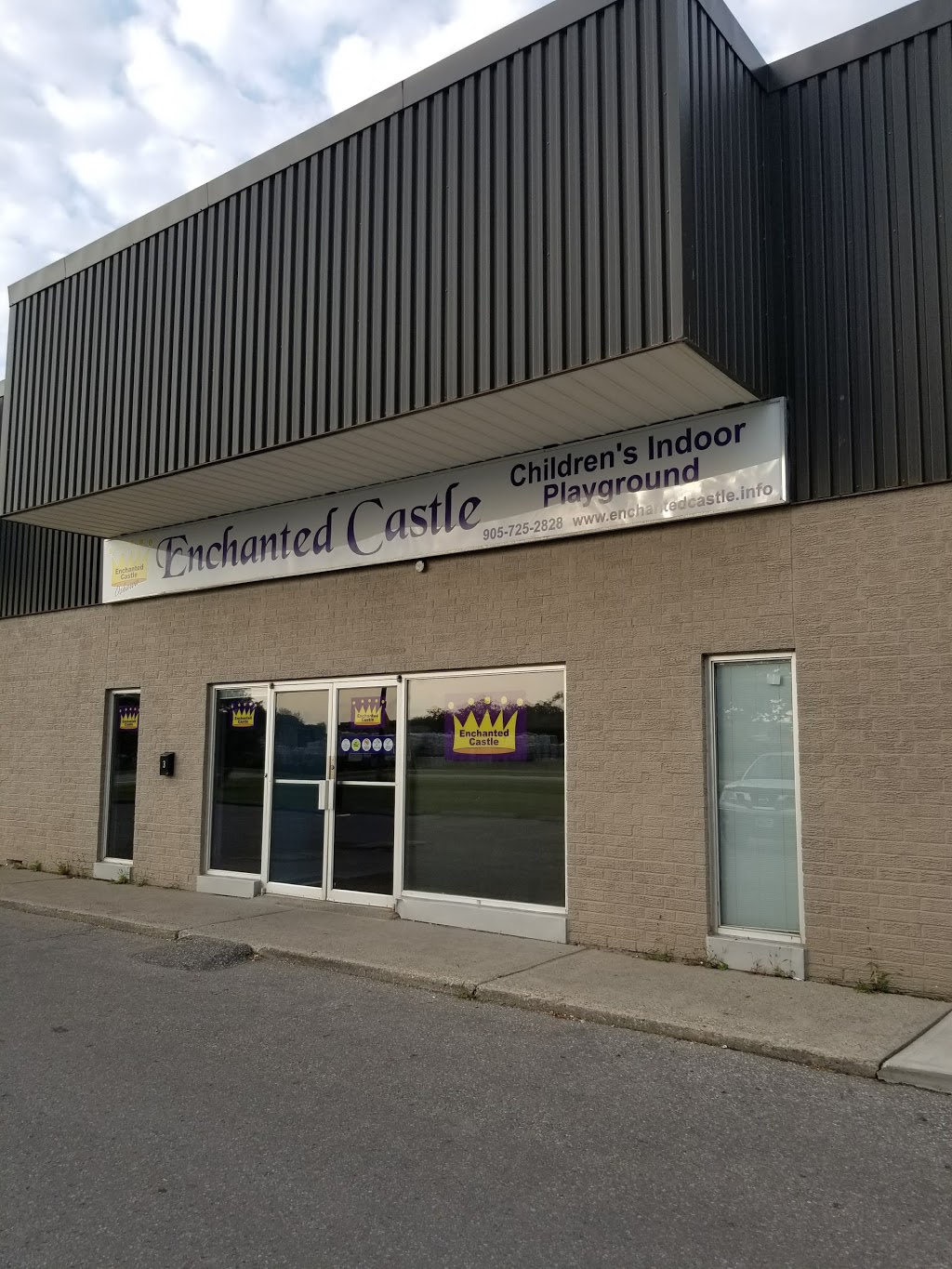 Enchanted Castle Inc. | 133 Taunton Road West #3, Oshawa, ON L1G 3T4, Canada | Phone: (905) 725-2828