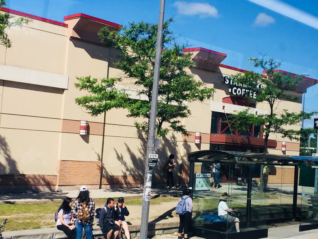 Starbucks | Market Square Mall, 52 Quarry Edge Dr, Brampton, ON L6V 2K2, Canada | Phone: (905) 456-1118