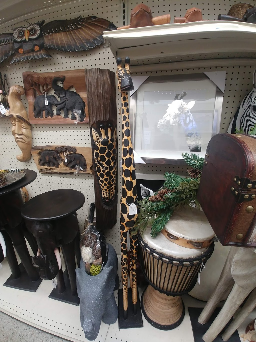 Big Dollar | 439 Main St, Selkirk, MB R1A 1V4, Canada | Phone: (204) 785-1591