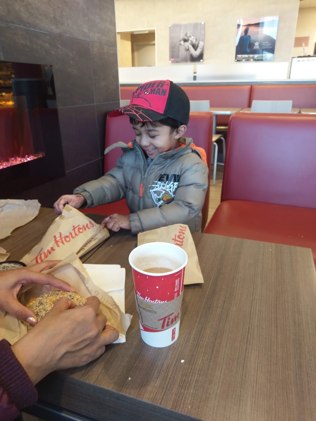 Tim Hortons | 30340 Automall Dr, Abbotsford, BC V2T 5M1, Canada | Phone: (604) 857-7733