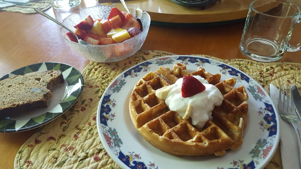 Au Beau Soleil Bed & Breakfast | 1685 Chem. du Village, Mont-Tremblant, QC J8E 1K4, Canada | Phone: (450) 233-2890