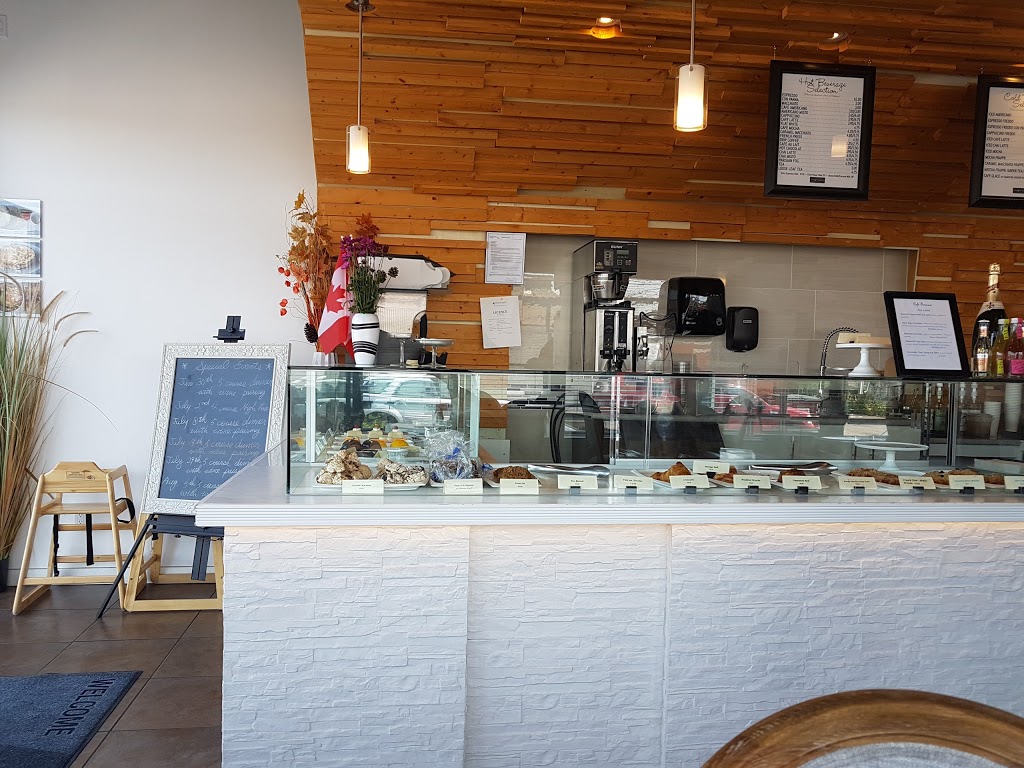 Cafe Francais | 425 Victoria Ave E #1, Regina, SK S4N 0N8, Canada | Phone: (306) 757-2233