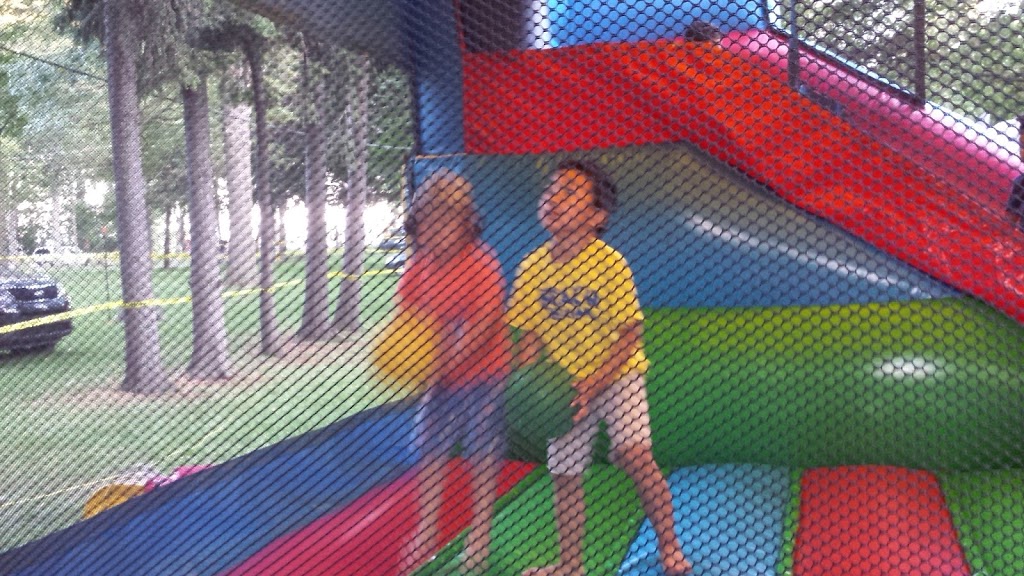 Heroes Park | Boulevard Beaconsfield, Beaconsfield, QC H9W 3V1, Canada | Phone: (514) 872-0311