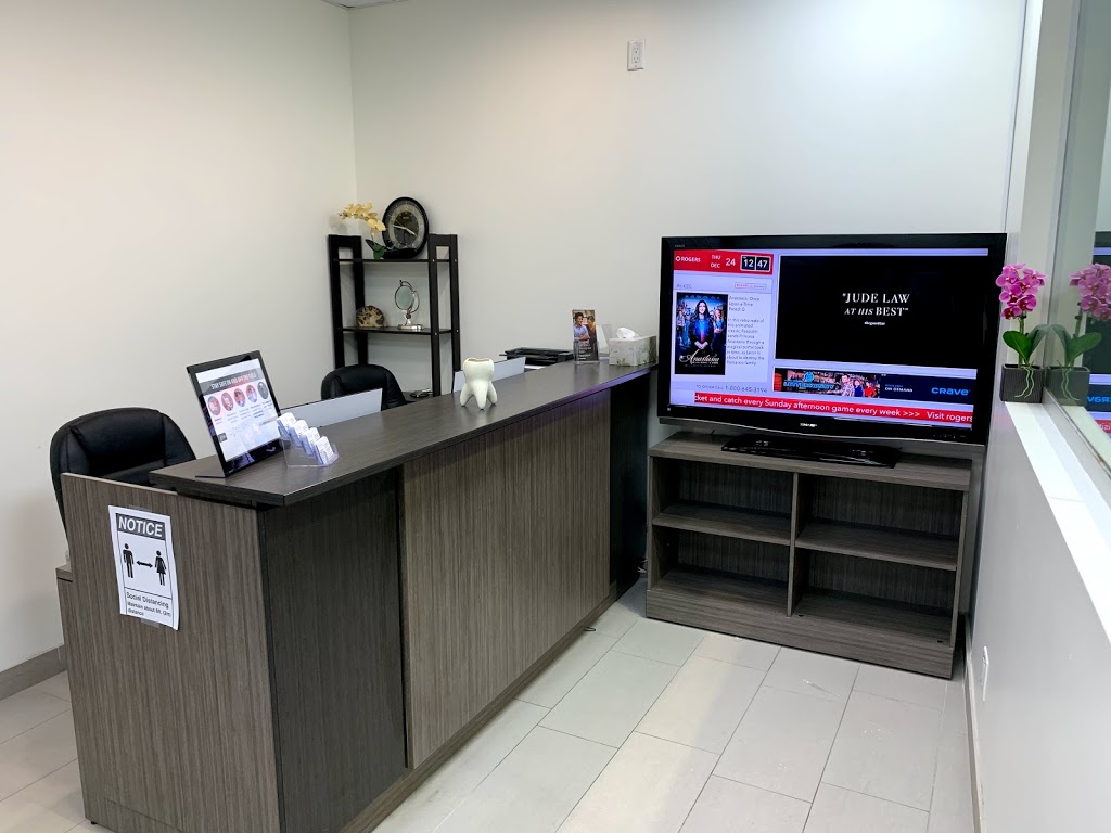 Diamond Dental Champagne | 2 Champagne Dr Unit B8, North York, ON M3J 2C5, Canada | Phone: (416) 551-1126