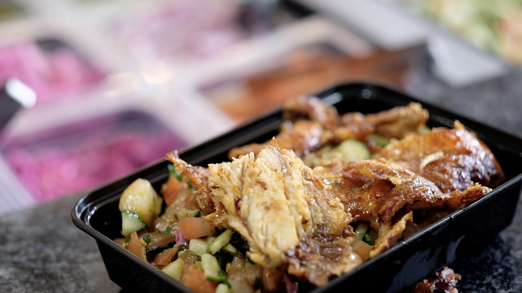 Donair istanbull | 625 Greenhill Ave, Hamilton, ON L8K 5N8, Canada | Phone: (289) 674-4747