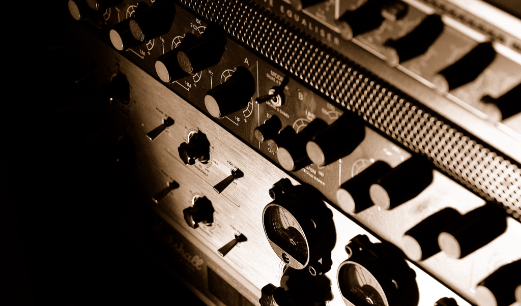 Studio denregistrement Stellart | 95 Rue Chabot, McMasterville, QC J3G 1L8, Canada | Phone: (514) 795-0138
