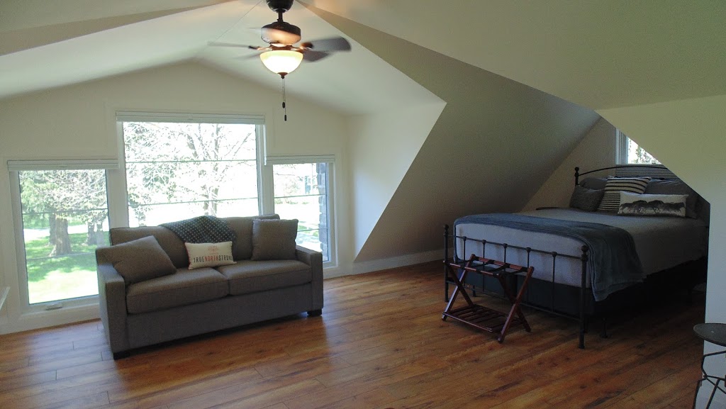 Carriage House On Kent | 1 Kent St, Queenston, ON L0S 1L0, Canada | Phone: (289) 296-2317