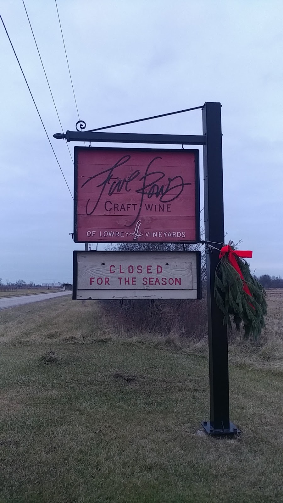 Five Rows Craft Wine-Lowrey | 361 Tanbark Rd, St. Davids, ON L0S 1P0, Canada | Phone: (905) 262-5113