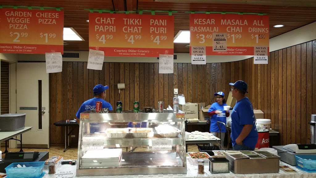 Desi Pizza & Curries | 849 Henderson Hwy, Winnipeg, MB R2K 2L4, Canada | Phone: (204) 504-7100