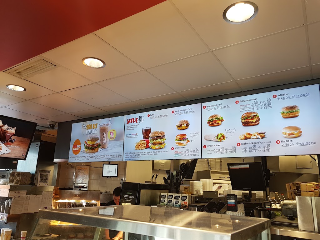 McDonalds | 144 St Annes Rd, Winnipeg, MB R2M 2Z4, Canada | Phone: (204) 949-6072