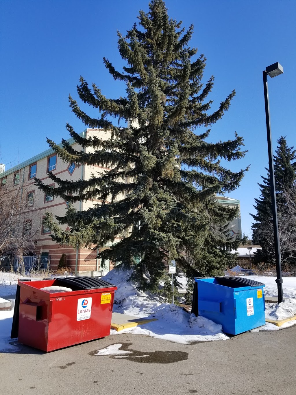 Sherbrooke Community Centre | 401 Acadia Dr, Saskatoon, SK S7H 2E7, Canada | Phone: (306) 655-3600