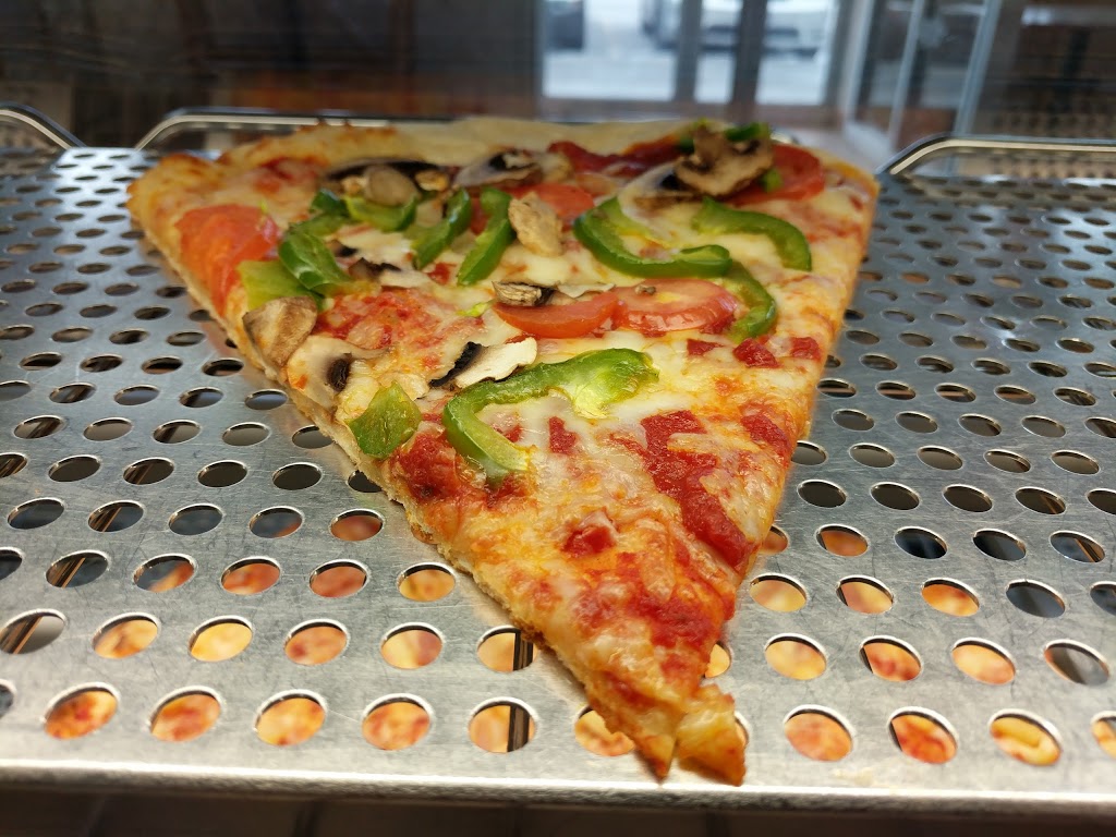Pizza Pizza | 9570 McCowan Rd #5, Markham, ON L3P 8M1, Canada | Phone: (416) 967-1111
