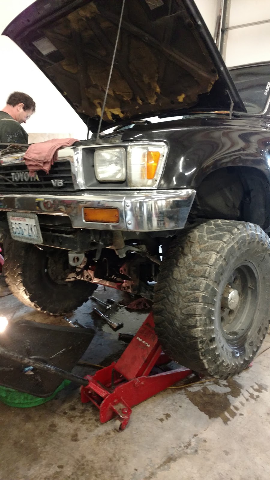Autotech Car and Truck | 110 E Axton Rd, Bellingham, WA 98226, USA | Phone: (360) 398-9197