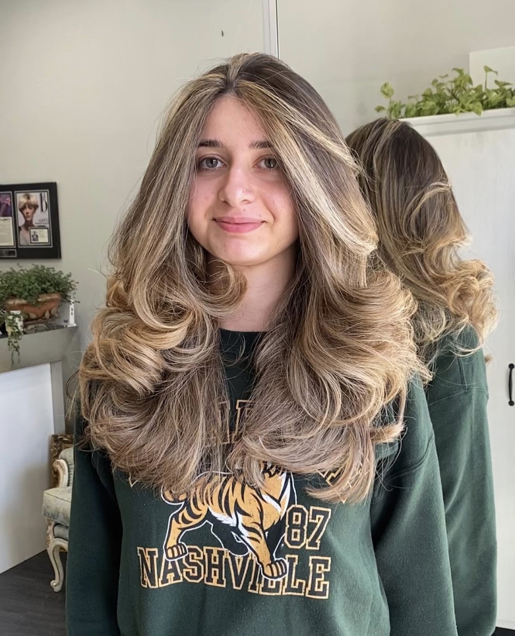 La Gioconda Haute Coiffure | 1771 Bd Graham, Mont-Royal, QC H3R 1G7, Canada | Phone: (514) 336-8000