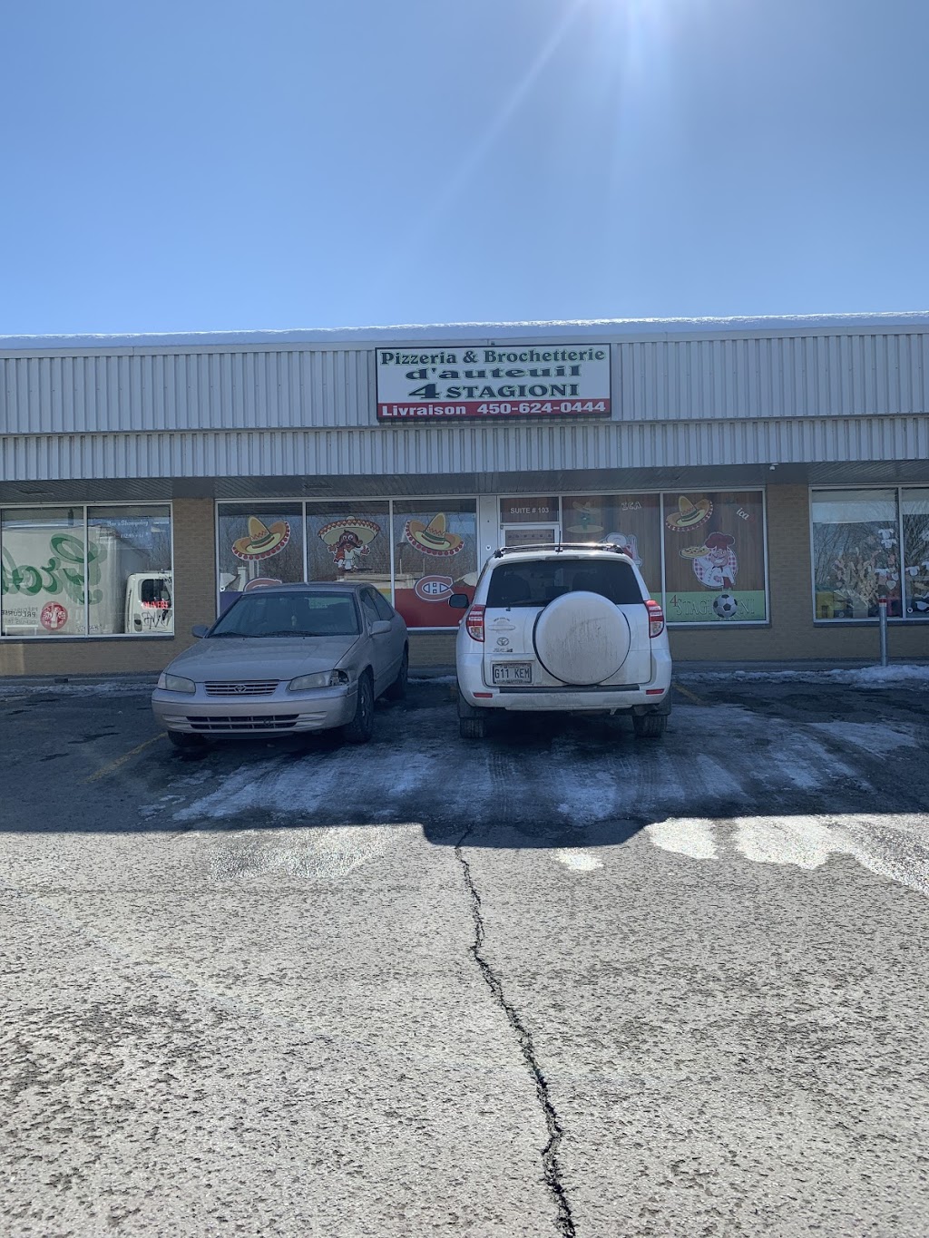4 Stagioni | 7255 Boulevard des Laurentides, Laval, QC H7H 2G1, Canada | Phone: (450) 624-0444