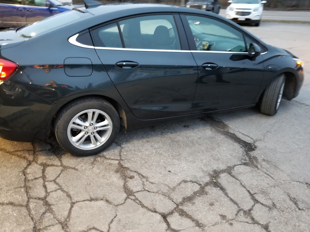 Discount Car & Truck Rentals | 642 Highbury Ave N, London, ON N5W 4L1, Canada | Phone: (519) 439-0227