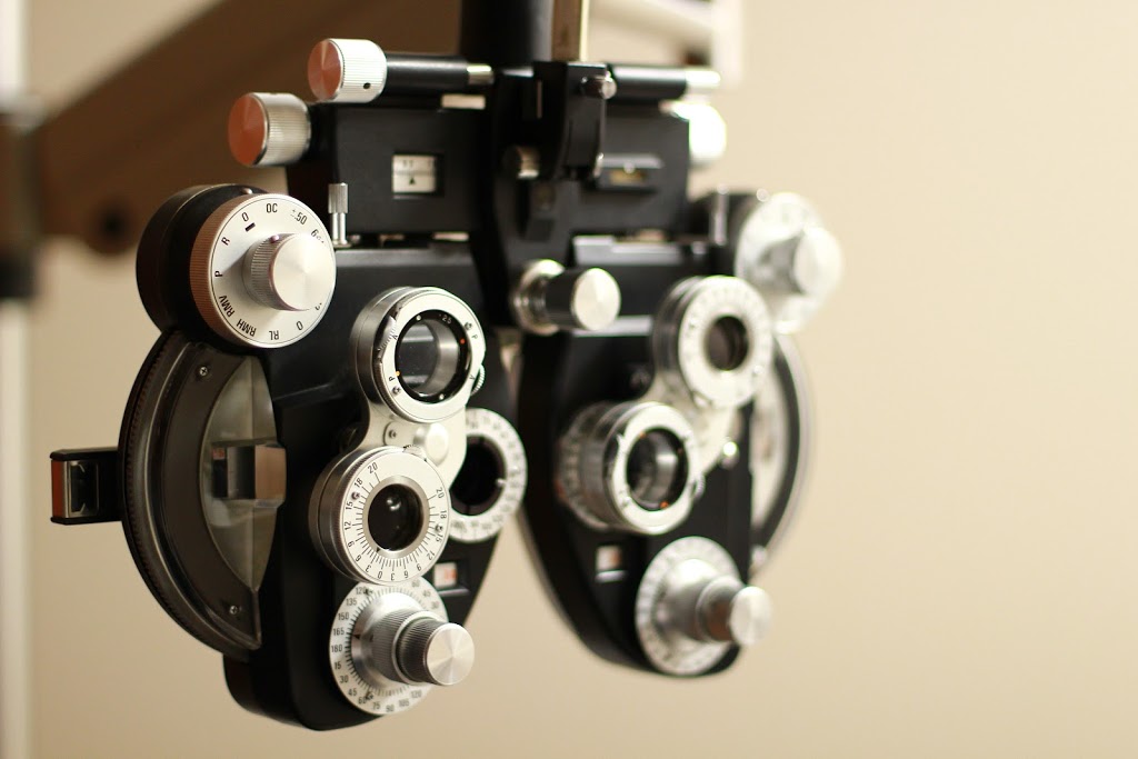 Optometrists on Broadway | 138 Broadway, Tillsonburg, ON N4G 3P8, Canada | Phone: (519) 842-5131