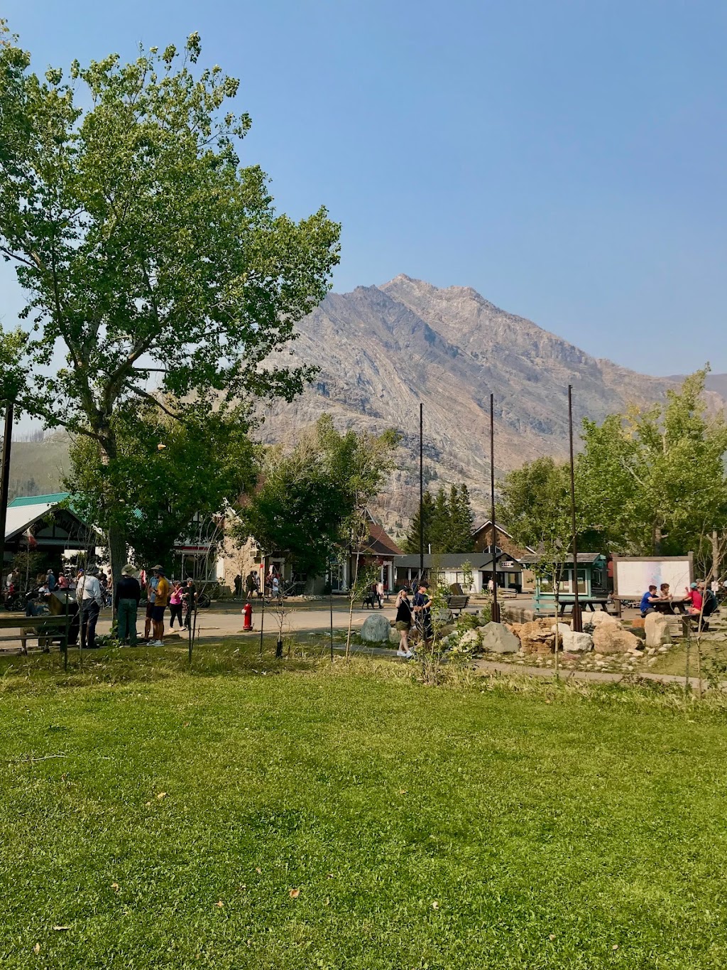 Waterton Park Central Reservations | 117 Evergreen Ave, Waterton Park, AB T0K 2M0, Canada | Phone: (403) 859-2252