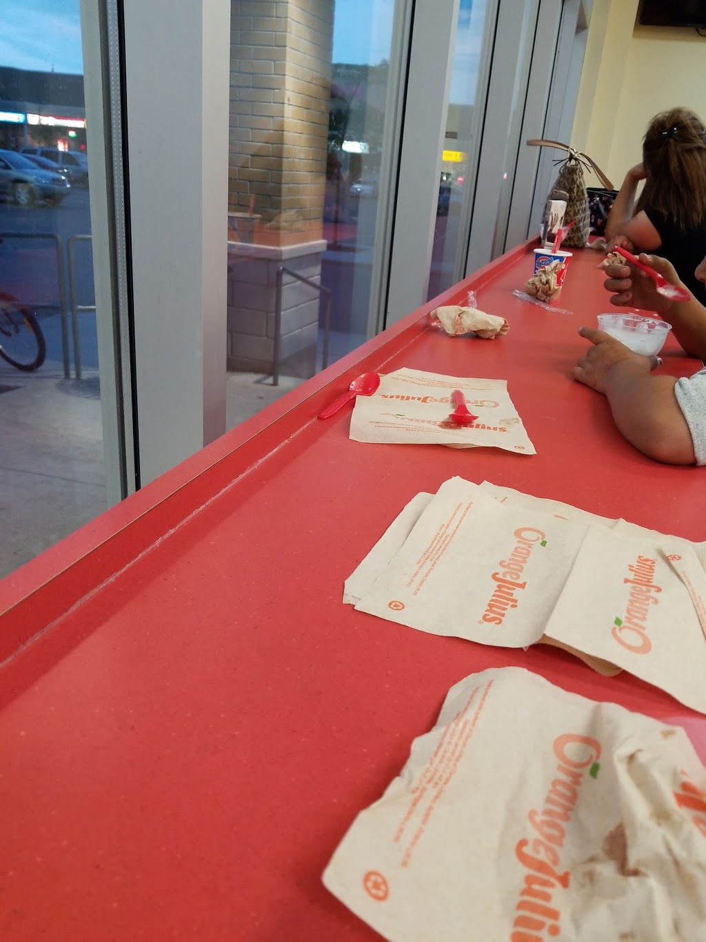 Dairy Queen (Treat) | 5618 Tenth Line W, Mississauga, ON L5M 7L9, Canada | Phone: (905) 567-5646