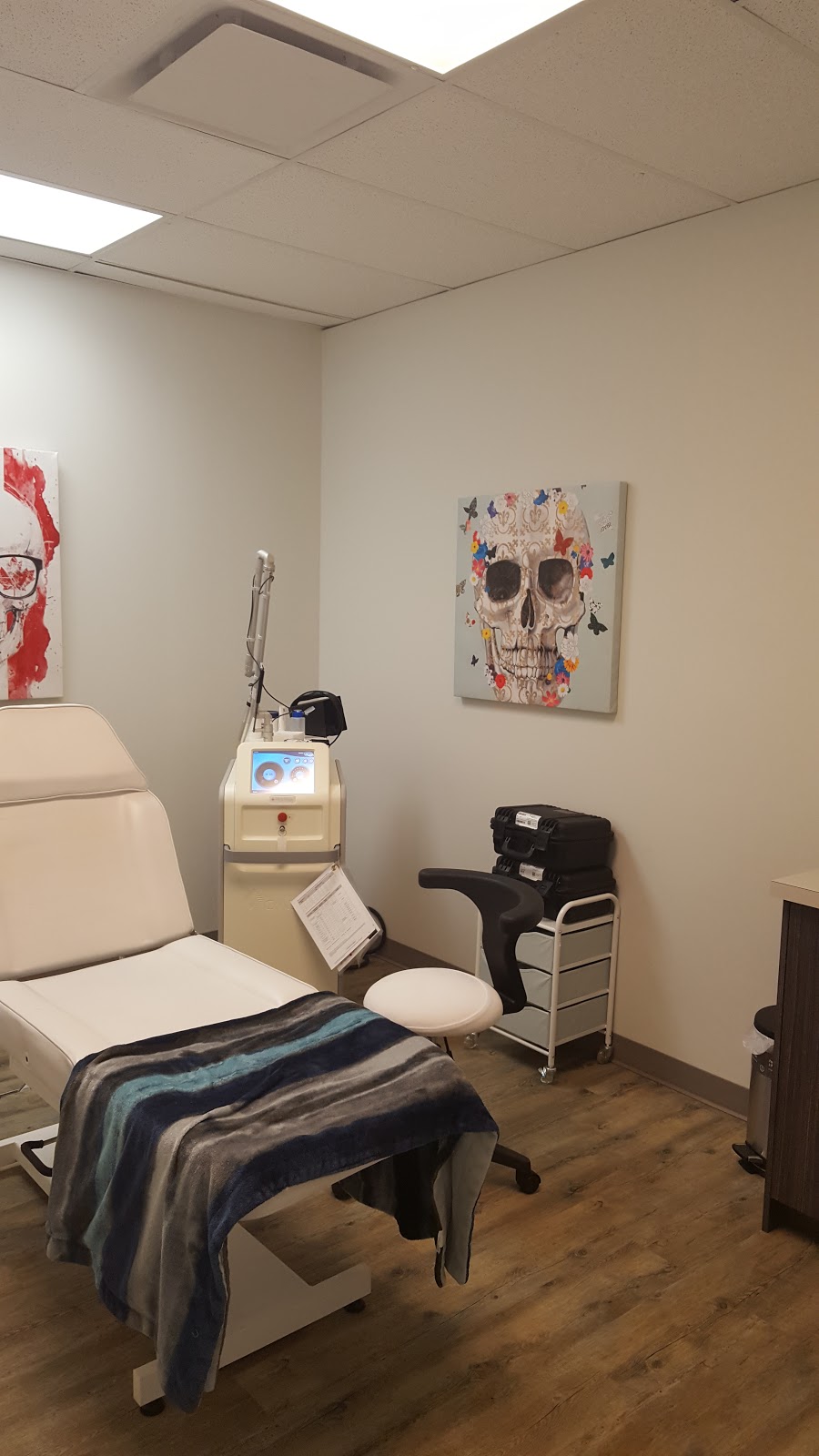 RestoBod Laser Clinics | 11500 29 St SE #104, Calgary, AB T2Z 3W9, Canada | Phone: (403) 724-0090