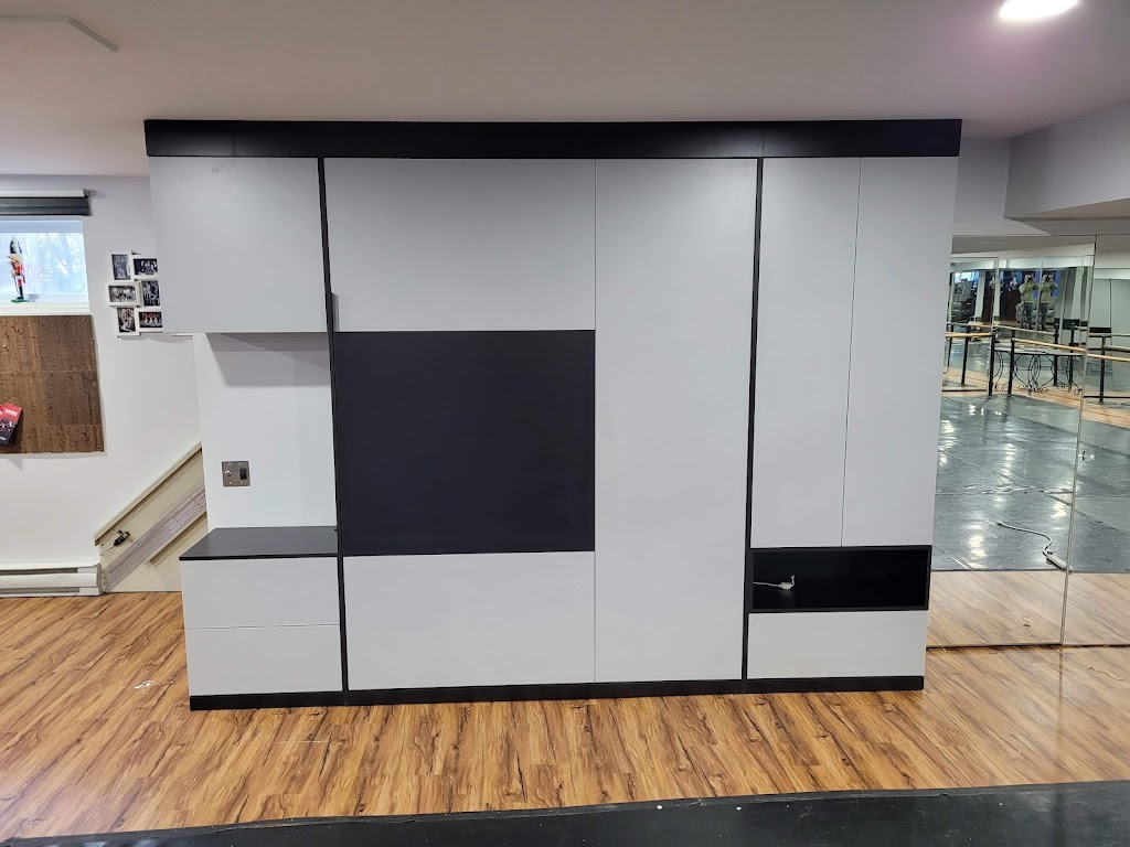 iMural Laval Lit escamotable | 1950 Boul. le Corbusier, Laval, QC H7S 2K1, Canada | Phone: (450) 505-6120