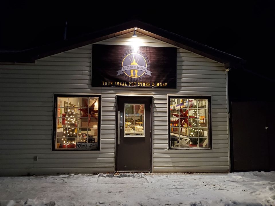 Wigglebums Boutique | 101 Millarville Landing, Millarville, AB T0L 1K0, Canada | Phone: (403) 201-0594