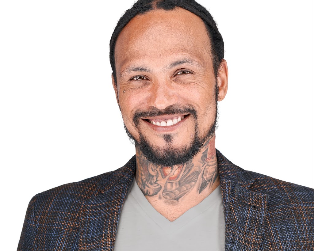 Headshots & Portraits by Sean Lyn | 290 Moorlands Crescent, Kitchener, ON N2P 0C4, Canada | Phone: (437) 214-7940