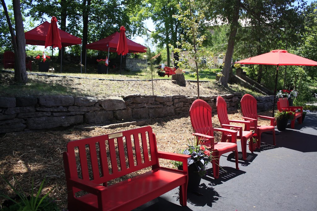 Case Manor Care Community | 28 Boyd St, Bobcaygeon, ON K0M 1A0, Canada | Phone: (705) 738-2374
