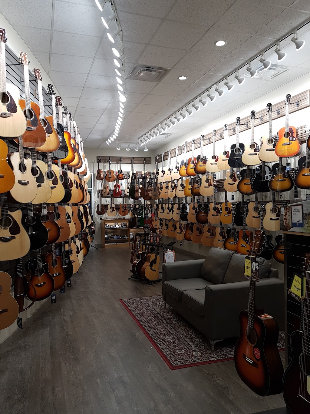 Long & McQuade Musical Instruments | 129 Aylmer St N, Peterborough, ON K9J 3J7, Canada | Phone: (705) 742-5332
