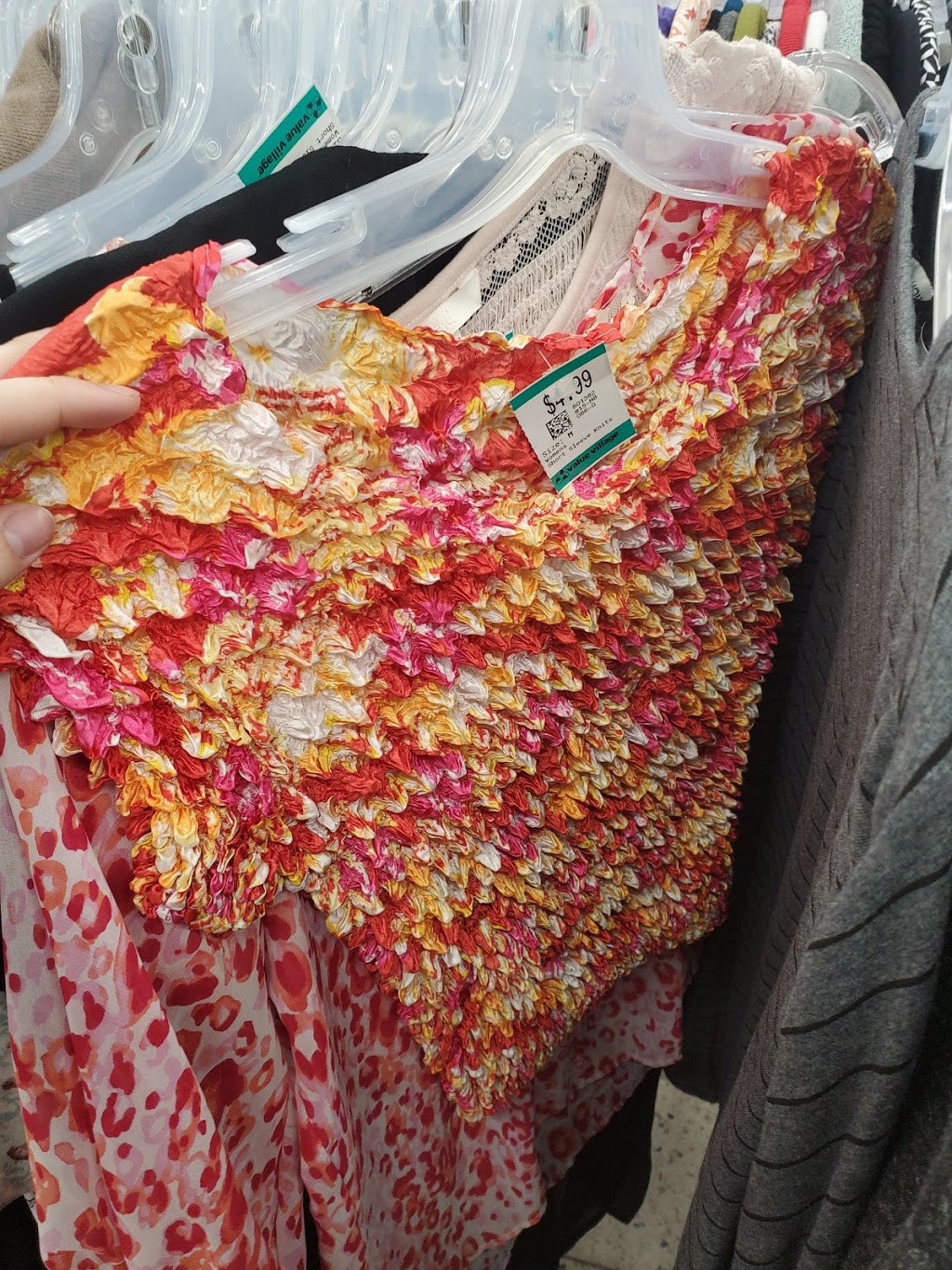 Value Village | 125 Cross Ave, Oakville, ON L6J 2W8, Canada | Phone: (289) 910-0799