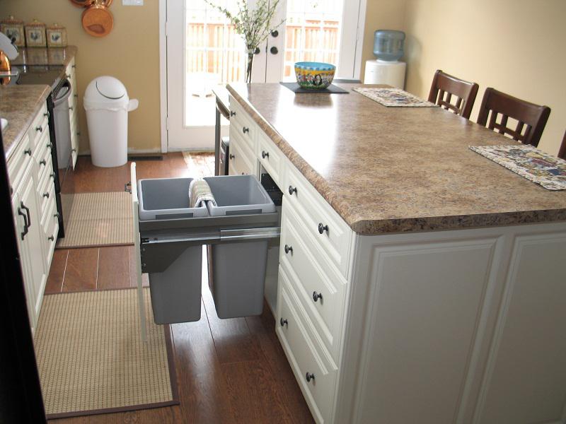 Counter-Action Kitchens & Vanities | 1195 Franklin Blvd Unit 14, Cambridge, ON N1R 7R7, Canada | Phone: (519) 621-3399