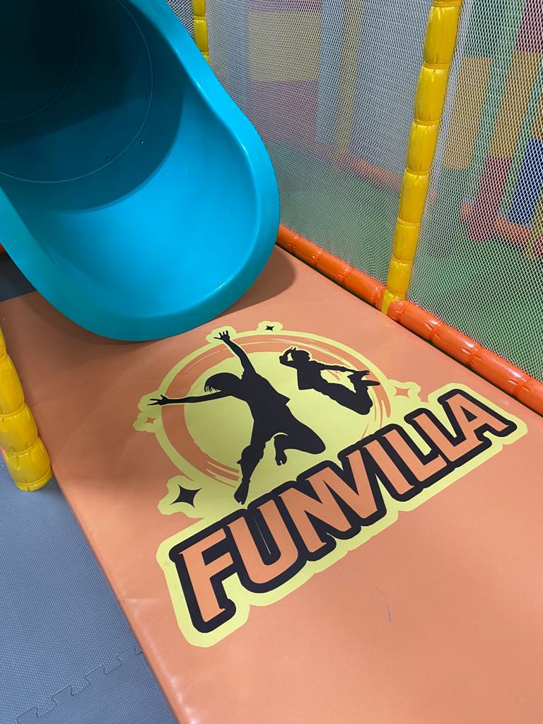 Funvilla London | 1305 Commissioners Rd E, London, ON N6M 0B8, Canada | Phone: (519) 649-4111