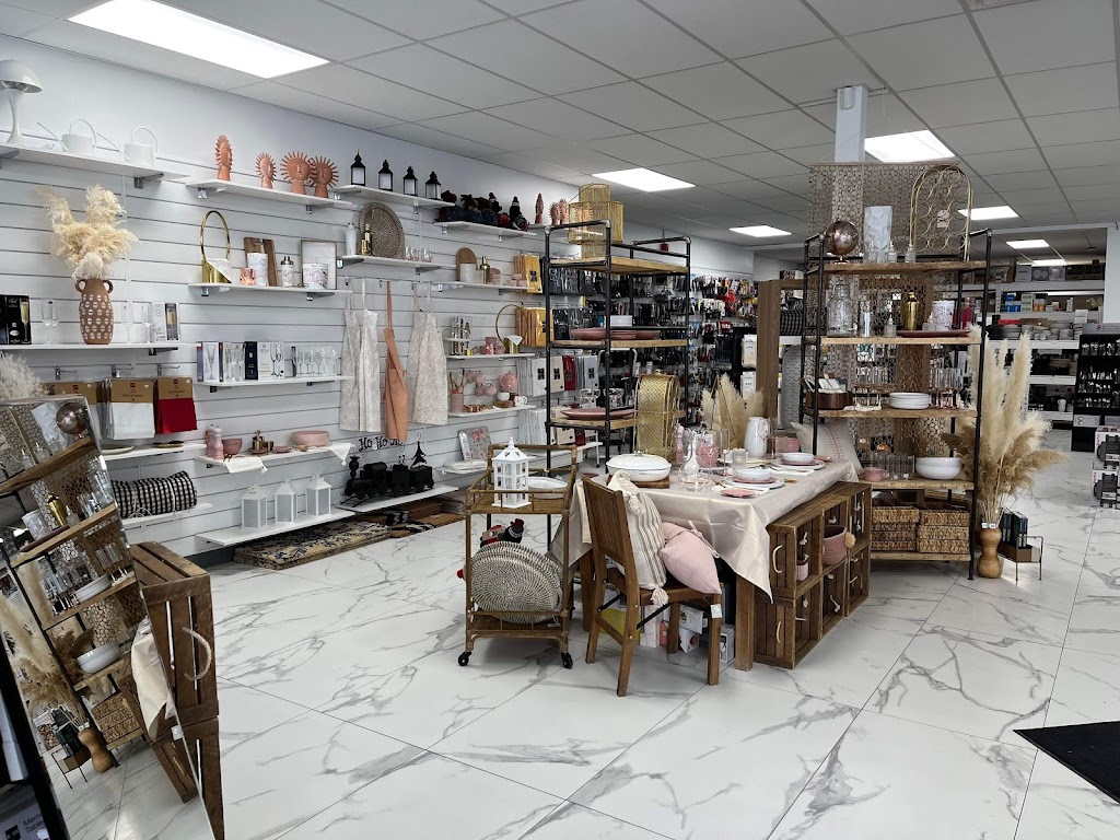 Eugène Allard Cuisine et Tendances | 1708 Av. du Pont S, Alma, QC G8B 6N3, Canada | Phone: (418) 212-8812
