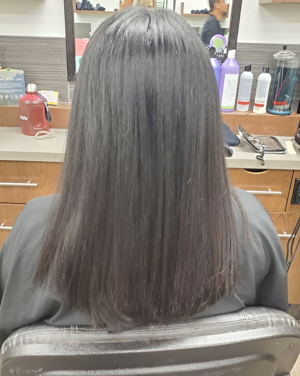 Chatters Hair Salon | 2821 Main St S #105, Airdrie, AB T4B 3S6, Canada | Phone: (403) 948-4732