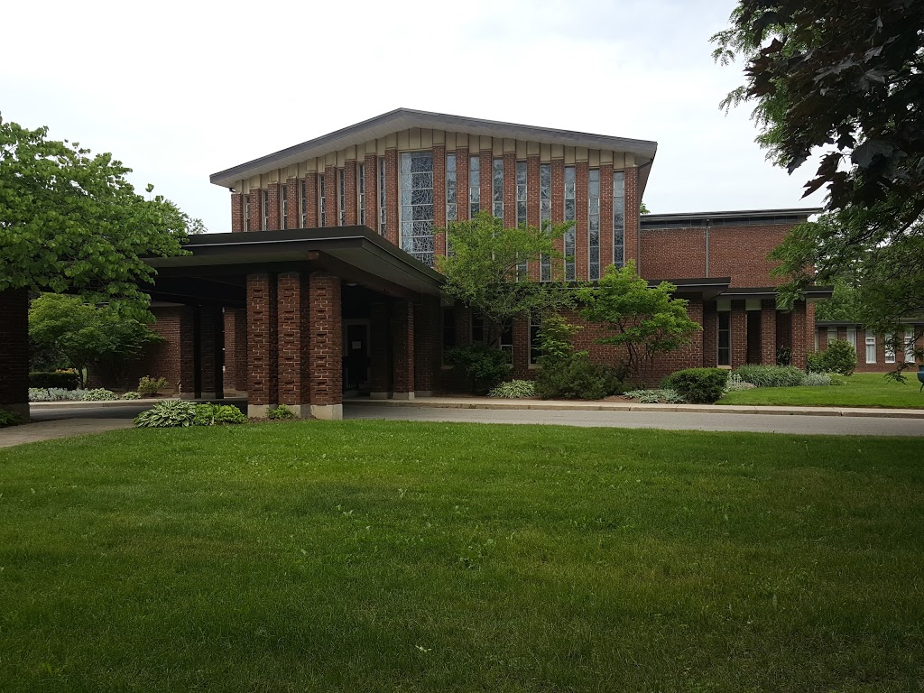 Wellington Square United Church | 2121 Caroline St, Burlington, ON L7R 1L7, Canada | Phone: (905) 634-1849