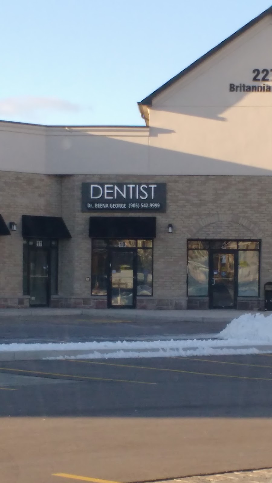 Dr. Beena George Dentistry | 2275 Britannia Rd W #10, Mississauga, ON L5M 2G6, Canada | Phone: (905) 542-9999