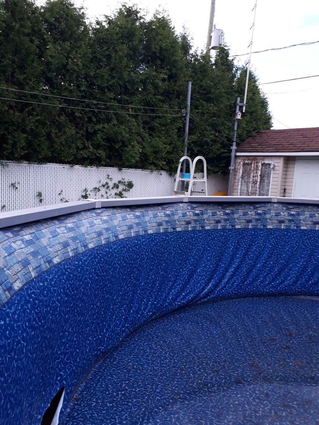 Piscines SAS | 328A Bd du Curé-Labelle, Fabreville, QC H7P 2P1, Canada | Phone: (450) 624-1712