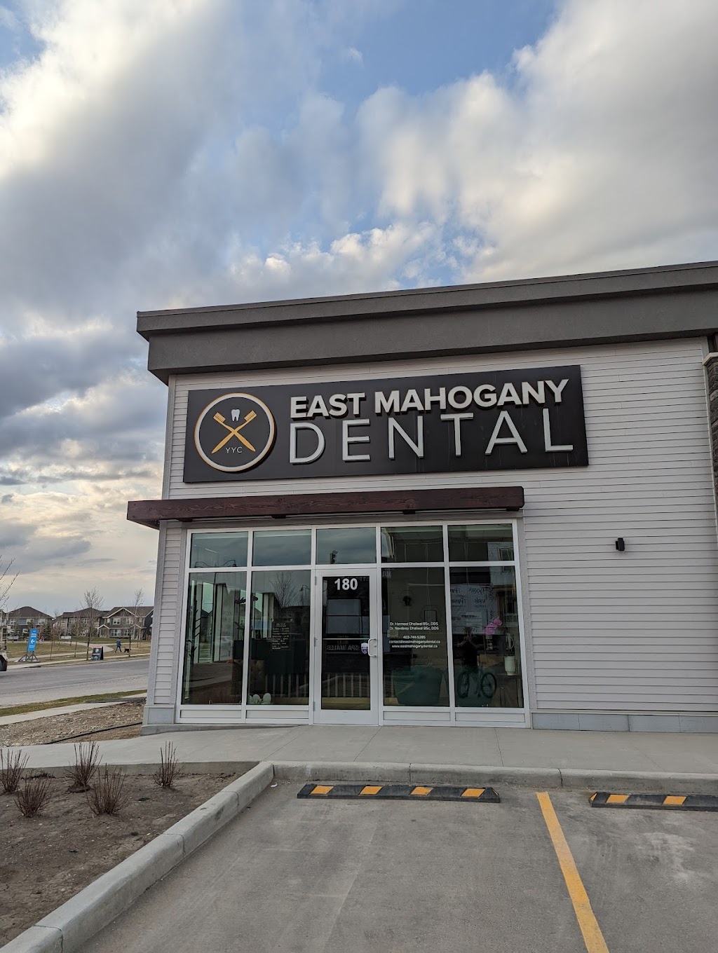 East Mahogany Dental | 15 Masters Dr SE #180, Calgary, AB T3M 3M3, Canada | Phone: (403) 744-5285