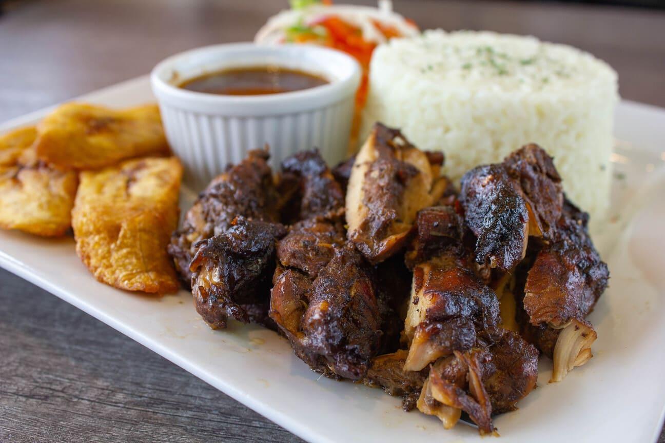 Tropical Island Caribbean Restaurant | 5731 Hwy 7 Unit 2, Woodbridge, ON L4L 4Y9, Canada | Phone: (905) 850-2211