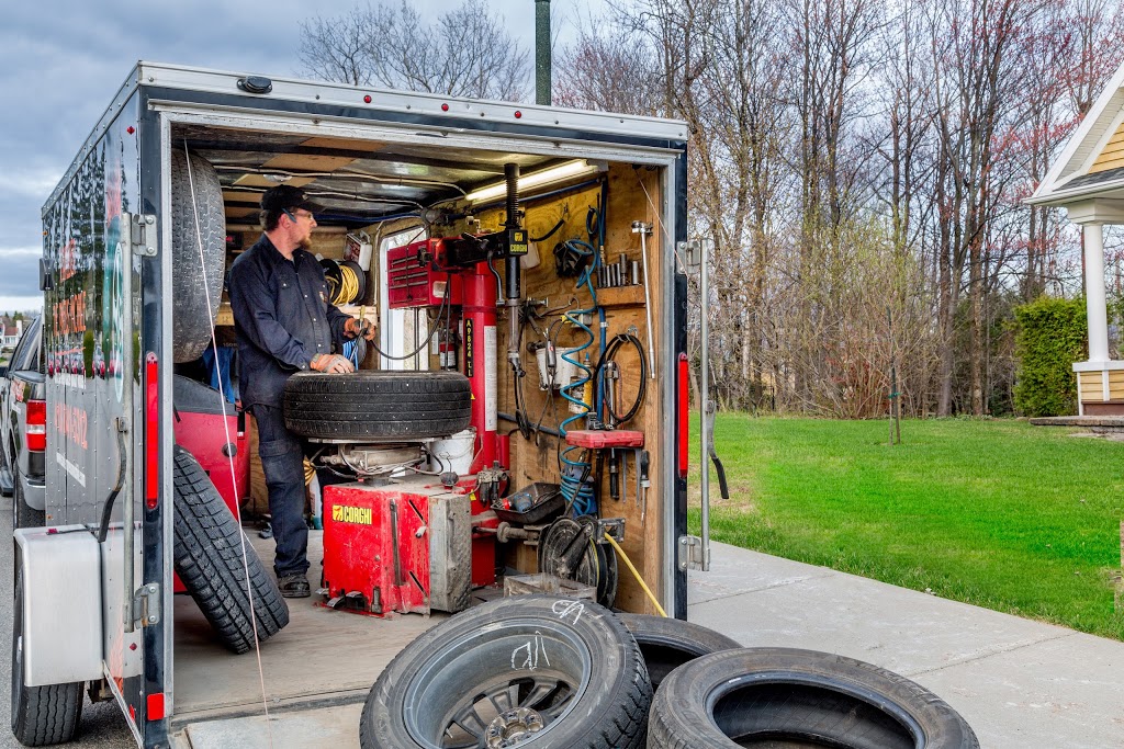 Atelier de Pneus Mobile | 1625 Avenue Ampère local b, Québec, QC G1P 4B8, Canada | Phone: (418) 841-5312