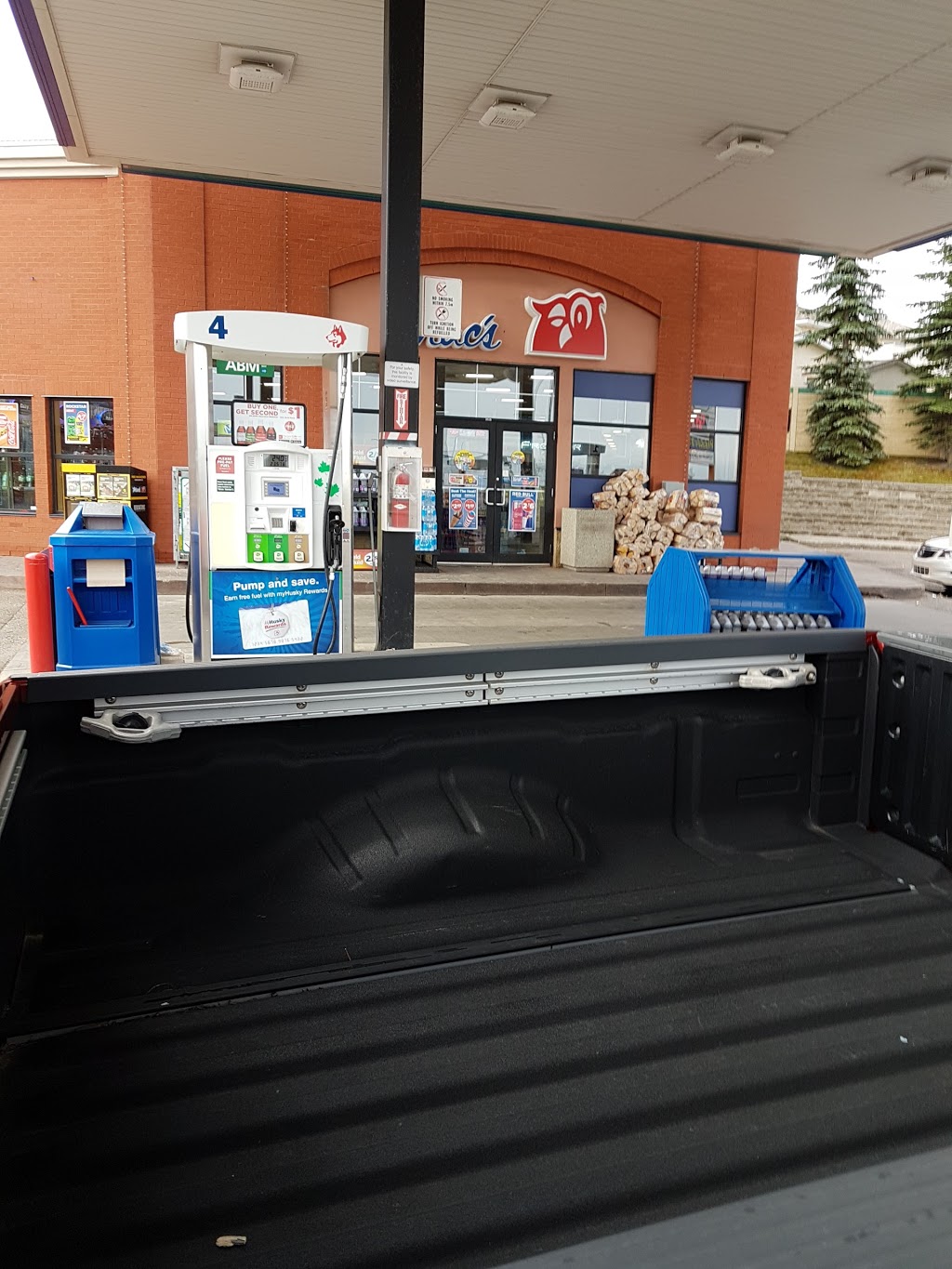 Macs | 4333 50 St NW, Edmonton, AB T6L 7E8, Canada | Phone: (780) 490-1912