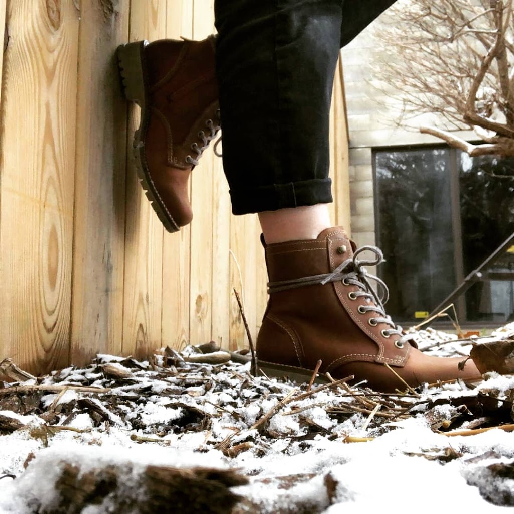 Closeout Shoes | 1001 Langs Dr, Cambridge, ON N1R 7K7, Canada | Phone: (519) 621-7211