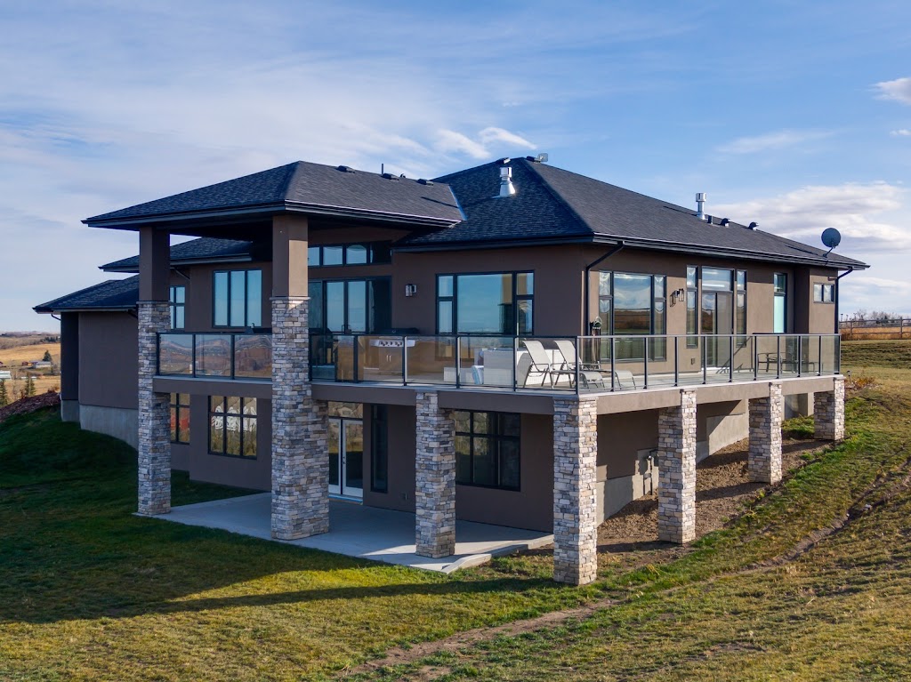 Erics Homes Inc. | 250057 Dynasty Dr W, De Winton, AB T1S 4Y4, Canada | Phone: (403) 369-3332